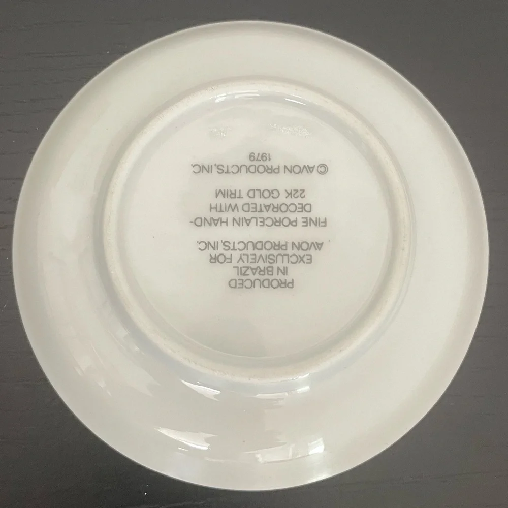 Vintage 1979 Avon Butterfly Fantasy Set 2 pc Porcelain Dishes & Soap